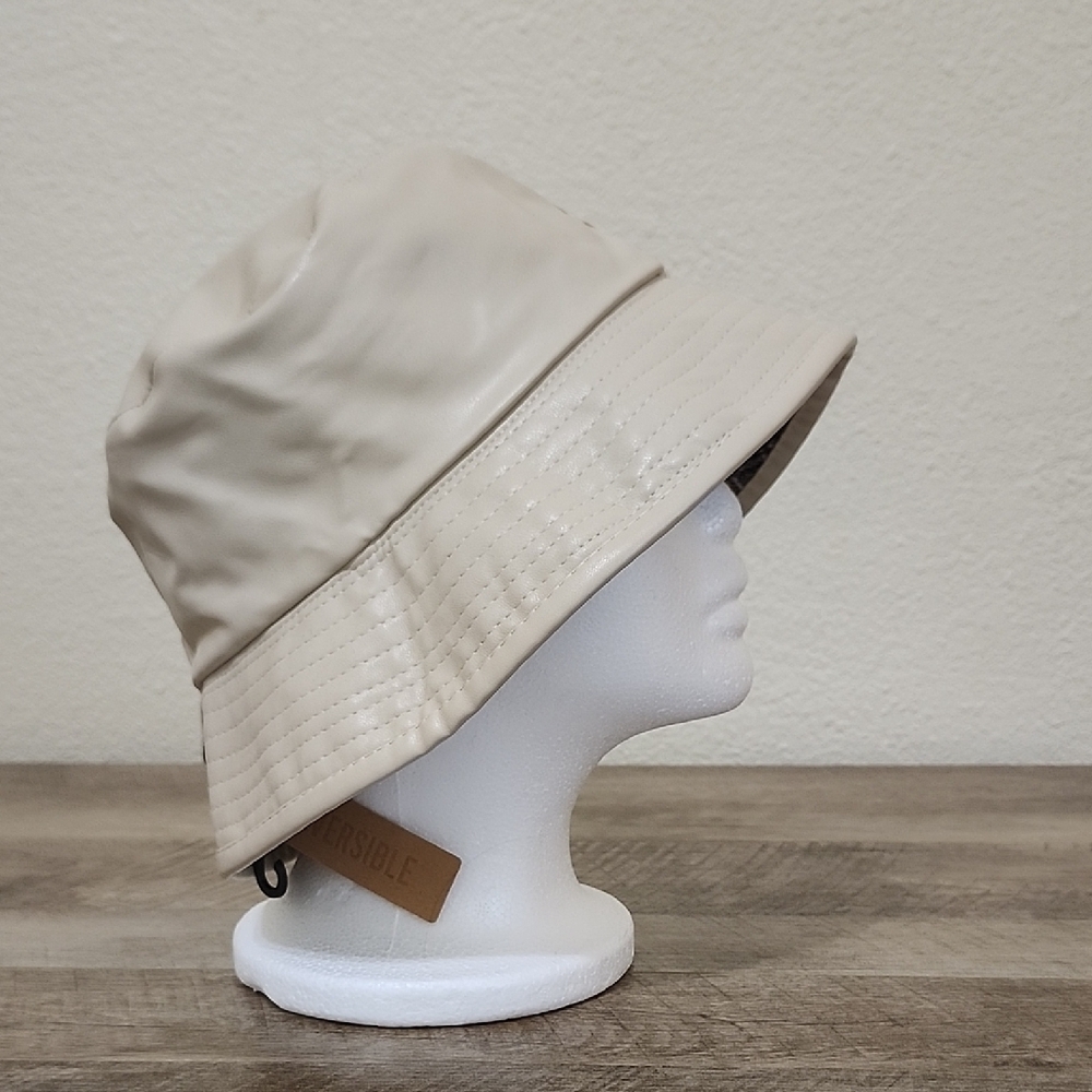Steve Madden Cream and Brown Bucket Hat - Picture 10 of 10